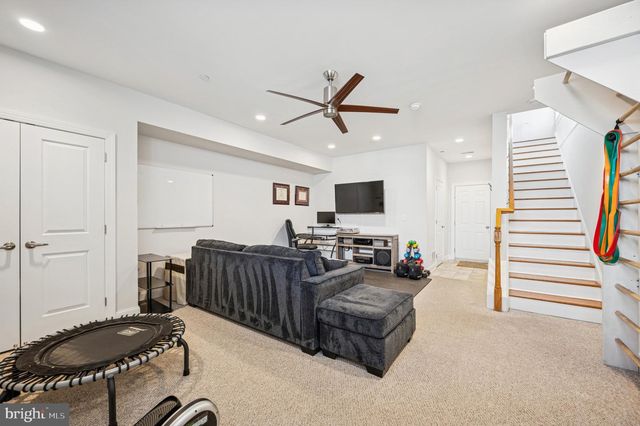 151 LEVERING ST, Philadelphia, PA 19127