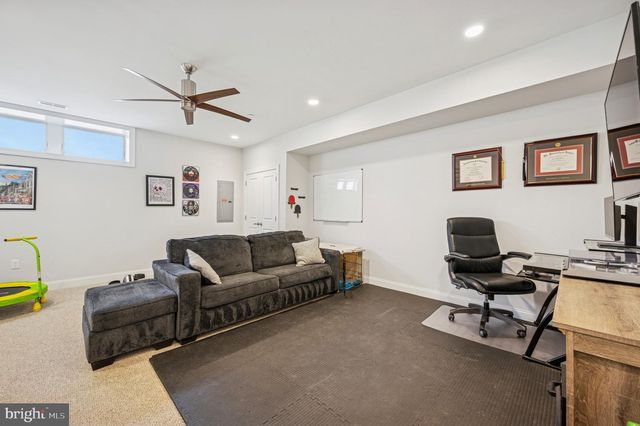 151 LEVERING ST, Philadelphia, PA 19127