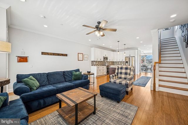 151 LEVERING ST, Philadelphia, PA 19127