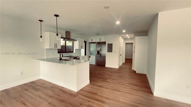 2551 SW 19 Street 2553, Miami, FL 33145