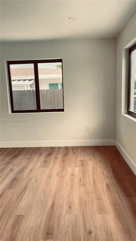 2551 SW 19 Street 2553, Miami, FL 33145