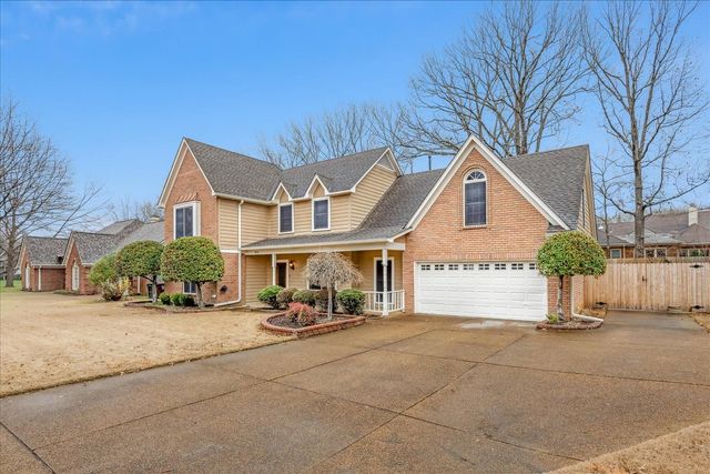 986 HEATHER LAKE DR, Collierville, TN 38017