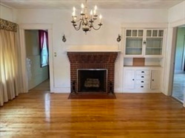 446 Chandler St 2, Worcester, MA 01602