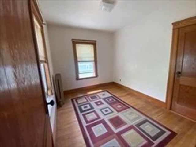 446 Chandler St 2, Worcester, MA 01602