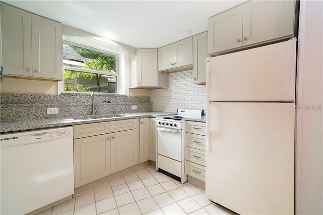 445 N SHINE AVENUE A, Orlando, FL 32803