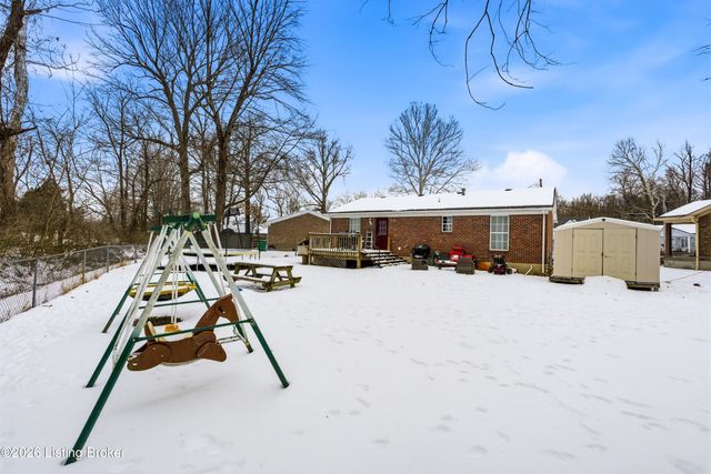 808 Tin Dor Way, Fairdale, KY 40118