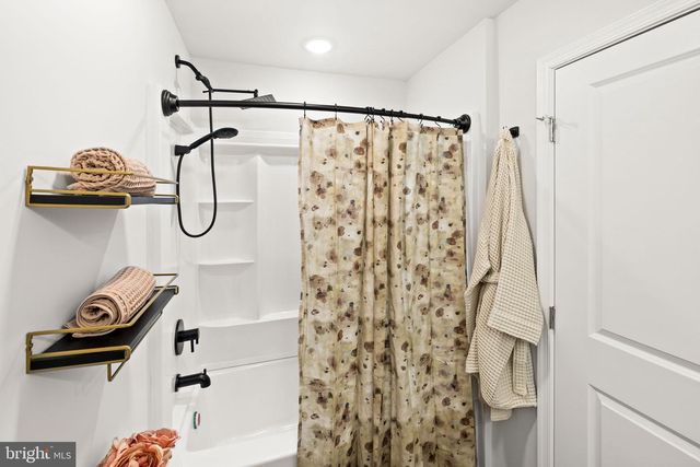 622 STUART ST, Fredericksburg, VA 22401