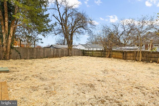 622 STUART ST, Fredericksburg, VA 22401