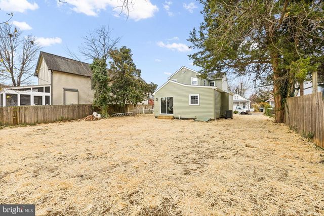 622 STUART ST, Fredericksburg, VA 22401