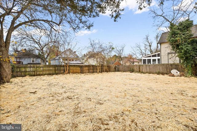 622 STUART ST, Fredericksburg, VA 22401