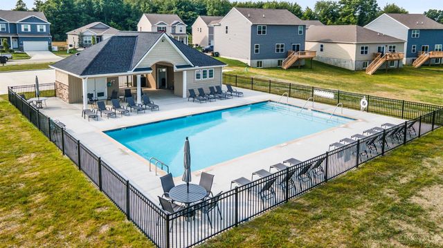 1842 Vista Lake Drive, Goshen Twp, OH 45122