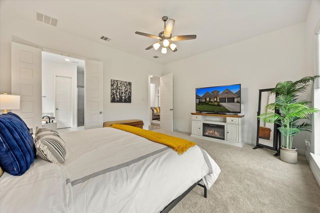 2422 Amesbury Drive, Midlothian, TX 76065