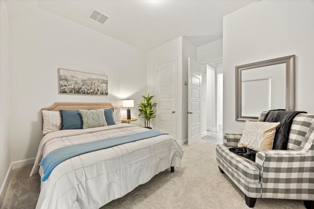 2422 Amesbury Drive, Midlothian, TX 76065