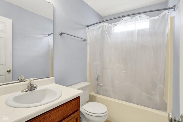 190 Tracy Ridge Boulevard, Whiteland, IN 46184