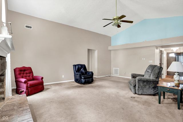 190 Tracy Ridge Boulevard, Whiteland, IN 46184