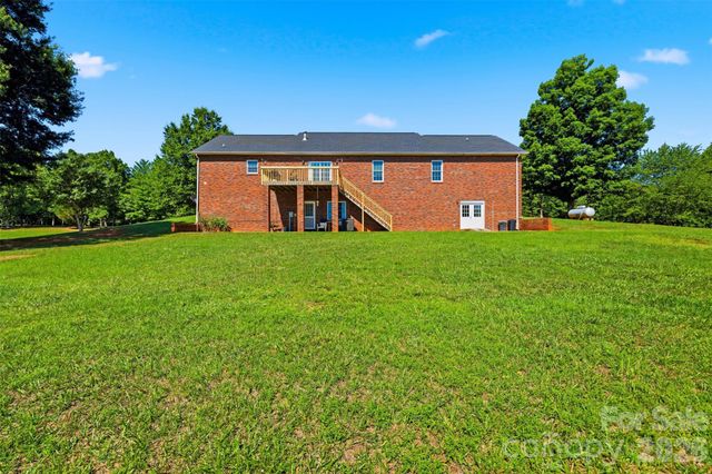 250 Millennium Drive, Taylorsville, NC 28681