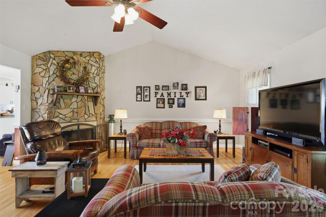 250 Millennium Drive, Taylorsville, NC 28681