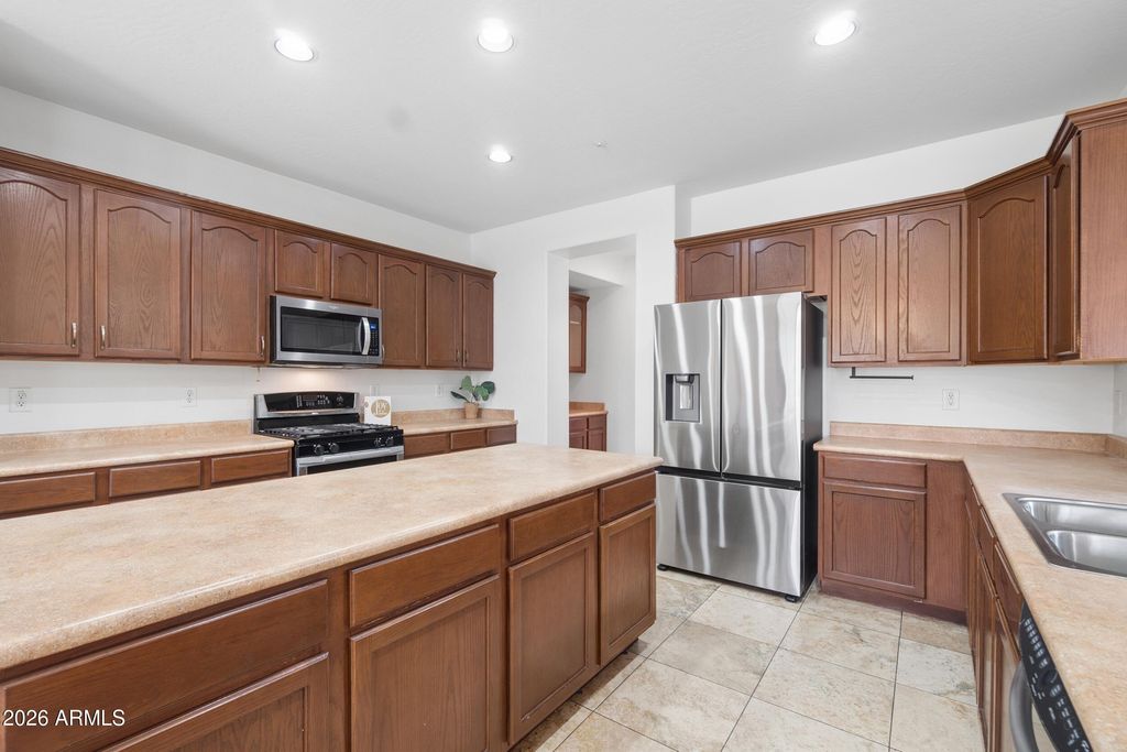 14467 W LA REATA Avenue, Goodyear, AZ 85395 — photo 3