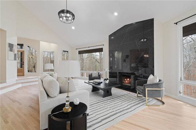 14 Ball Creek Way, Atlanta, GA 30350