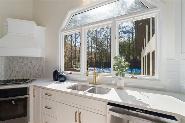 14 Ball Creek Way, Atlanta, GA 30350