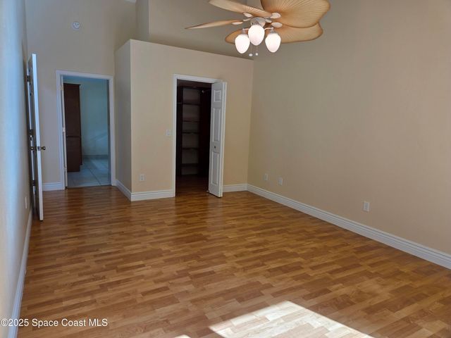 2437 Oakcrest Lane, West Melbourne, FL 32904