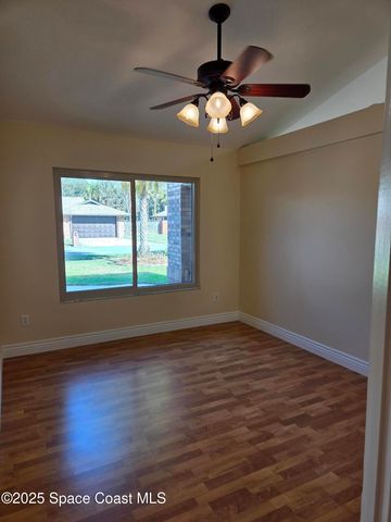 2437 Oakcrest Lane, West Melbourne, FL 32904