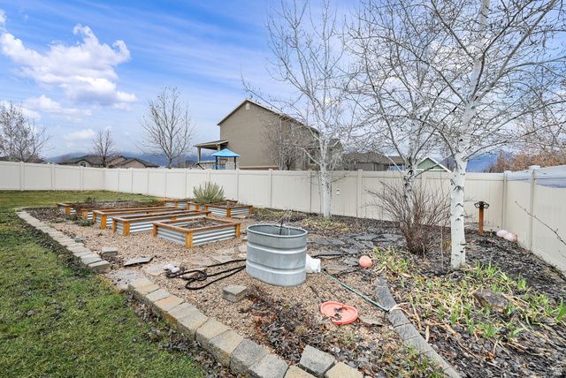 2809 W 2175 N, Plain City, UT 84404