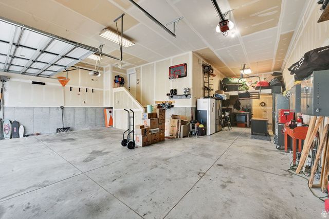 2809 W 2175 N, Plain City, UT 84404