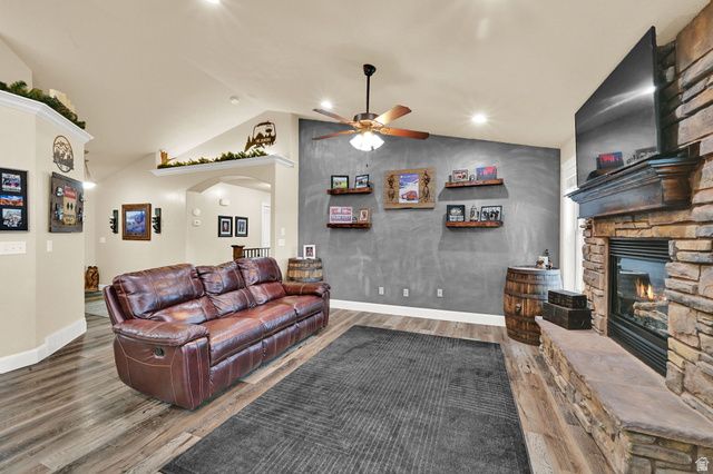 2809 W 2175 N, Plain City, UT 84404