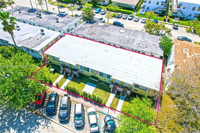 1930 Calais Dr, Miami Beach, FL 33141