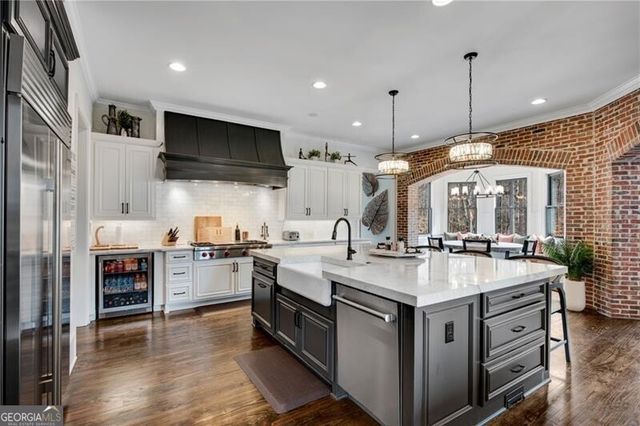 2470 Flint Creek Drive, Cumming, GA 30041