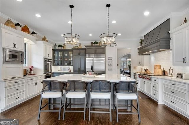 2470 Flint Creek Drive, Cumming, GA 30041