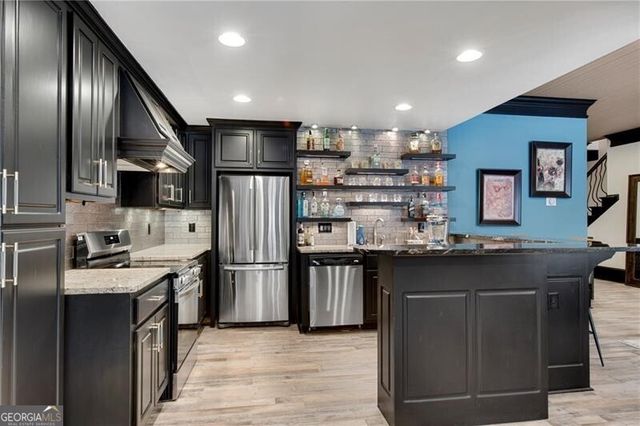 2470 Flint Creek Drive, Cumming, GA 30041