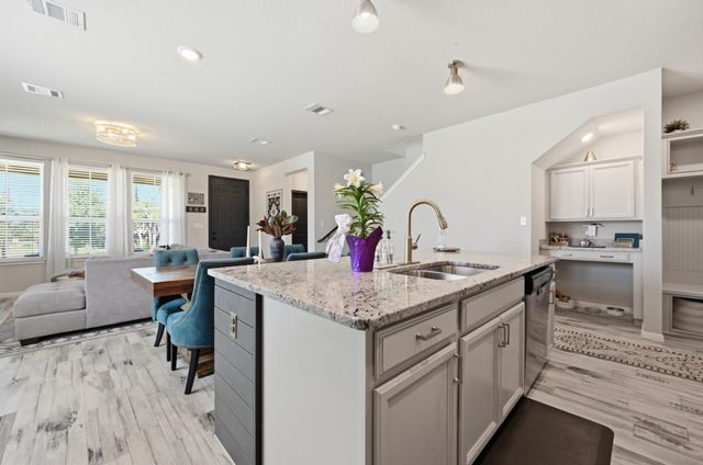 105 Mount Ord LN, Dripping Springs, TX 78620