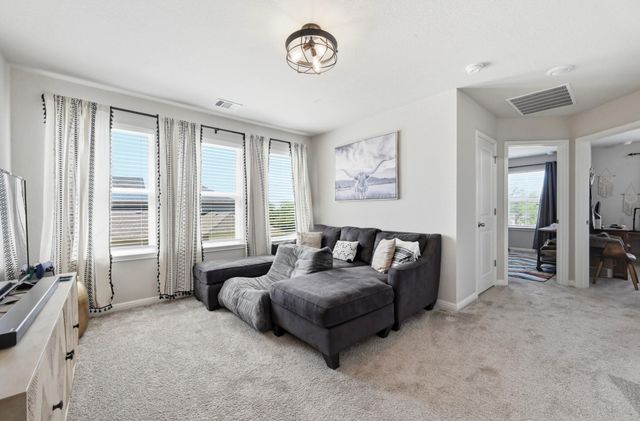 105 Mount Ord LN, Dripping Springs, TX 78620