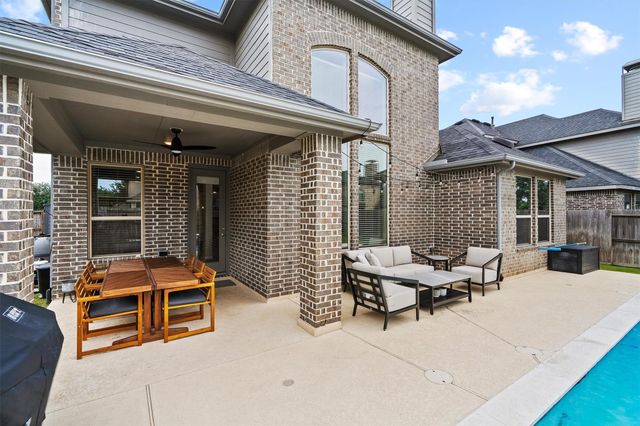 3427 Willow Crescent Court, Fulshear, TX 77441