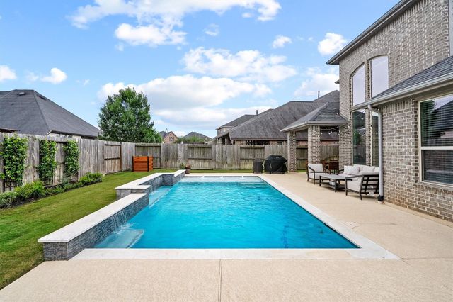 3427 Willow Crescent Court, Fulshear, TX 77441