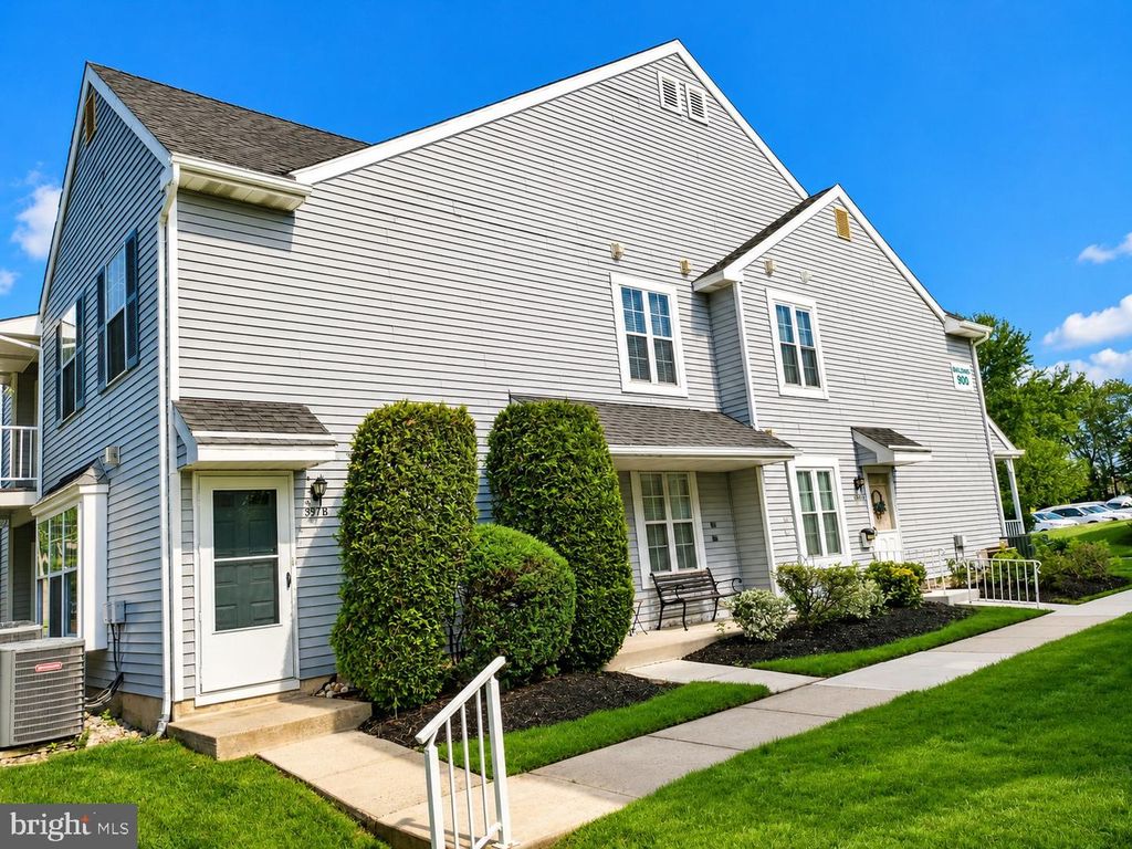 991-B SCOTSWOOD CT #B, MOUNT LAUREL, NJ 08054 — exterior
