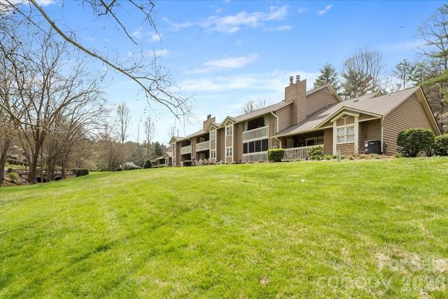 6 Willow Tree Run, Asheville, NC 28803