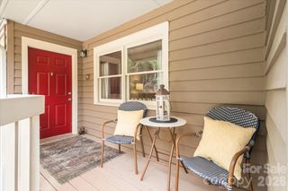 6 Willow Tree Run, Asheville, NC 28803