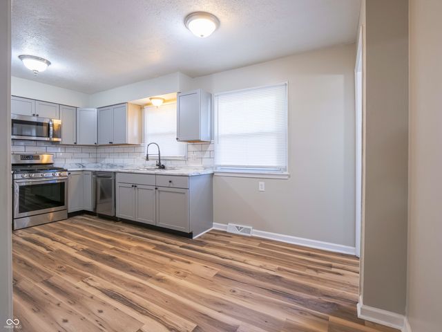 100 Merlin Drive, Franklin, IN 46131
