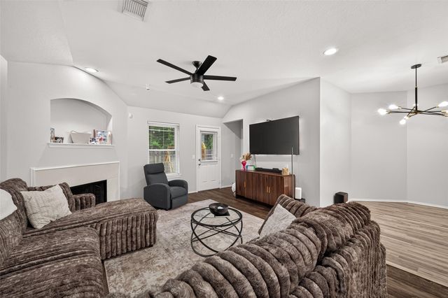 2806 Bison Bluff, Missouri City, TX 77459