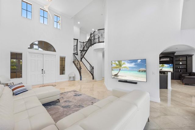 10504 Vignon Court, Wellington, FL 33449