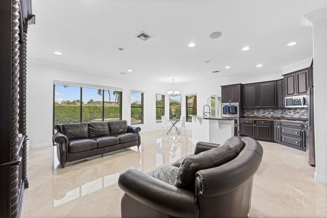 10504 Vignon Court, Wellington, FL 33449