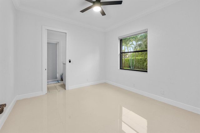 10504 Vignon Court, Wellington, FL 33449