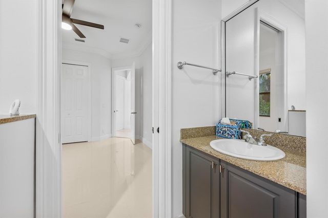 10504 Vignon Court, Wellington, FL 33449