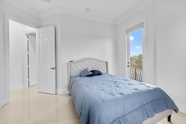 10504 Vignon Court, Wellington, FL 33449