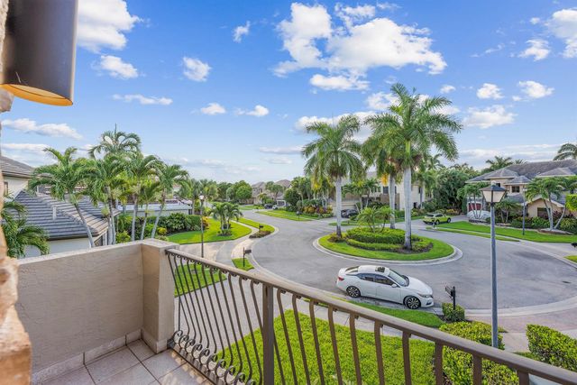 10504 Vignon Court, Wellington, FL 33449