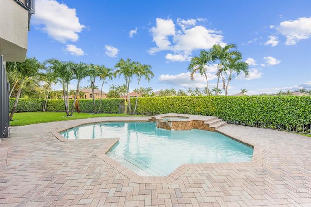 10504 Vignon Court, Wellington, FL 33449