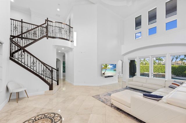10504 Vignon Court, Wellington, FL 33449